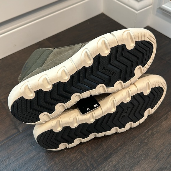 Sorel Women’s Explorer Next Hiker Waterproof Boots, size 8 - Picture 5 of 10